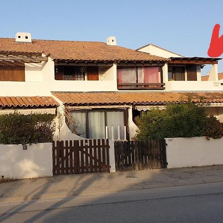 Studio Des Saintes Exterior photo